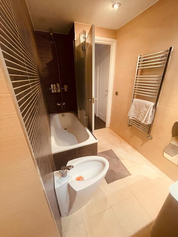 Stunning Penthouse Apartment Girona Ngoại thất bức ảnh